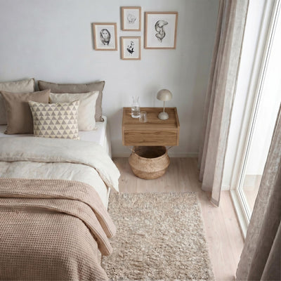 Brisa Floating Bedside Table - Floating Bedside Table with Drawer and Shelf