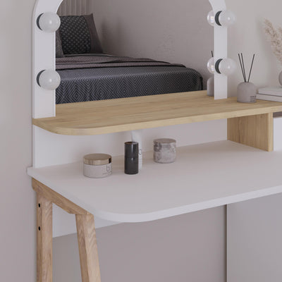 White,Sapphire Oak