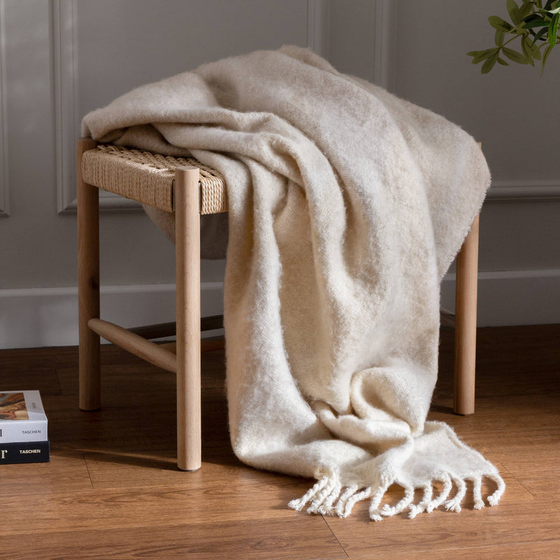 Meta Faux Mohair Throw 130x180cm in Natural