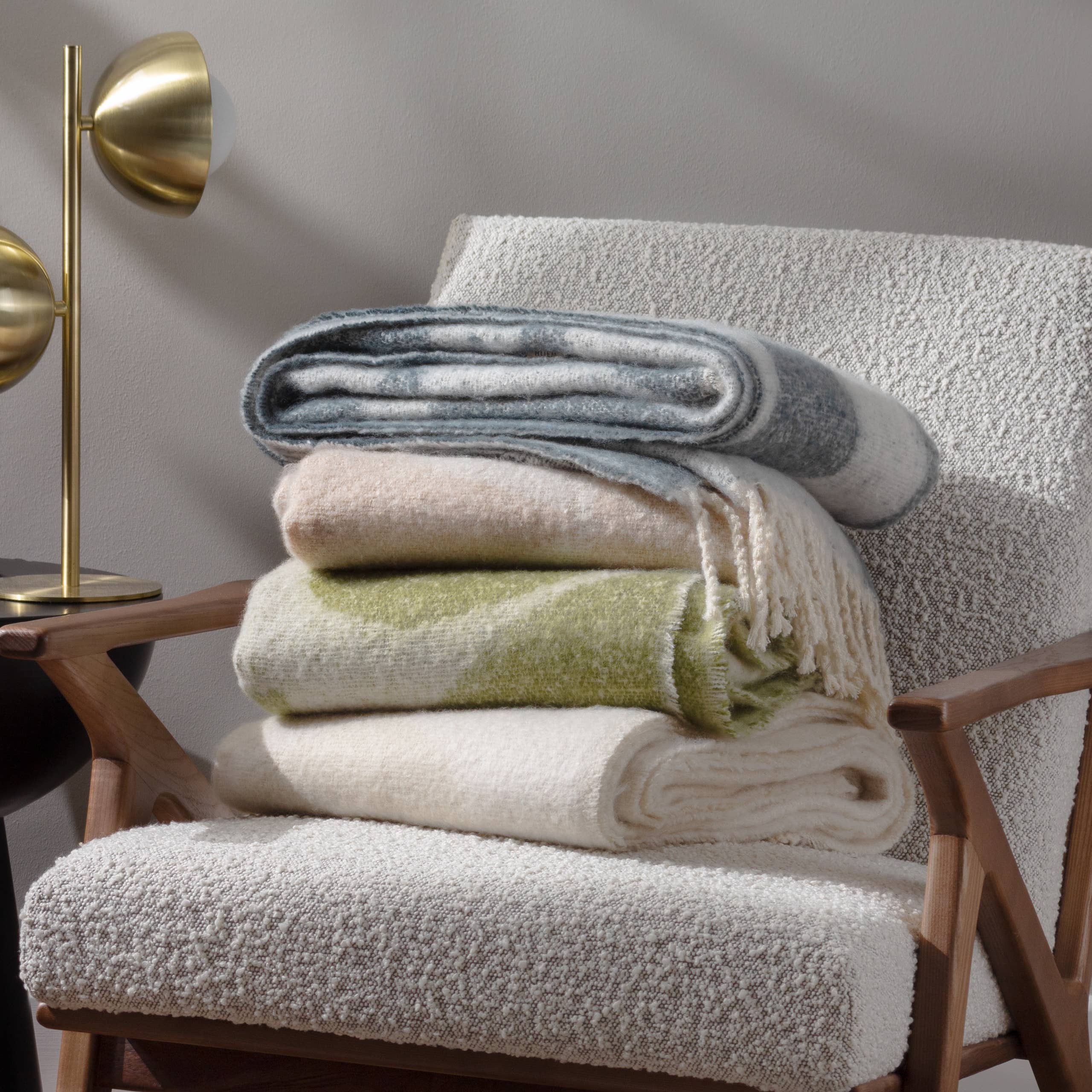 Meta Faux Mohair Throw 130x180cm in Olive