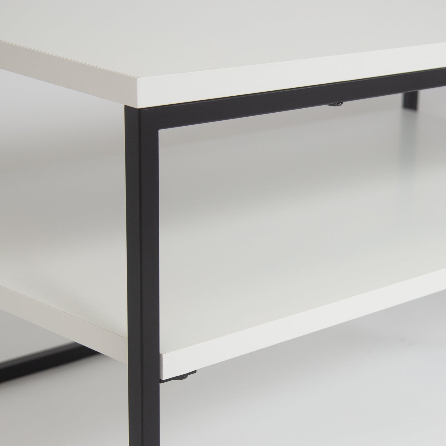 PAL TV STAND